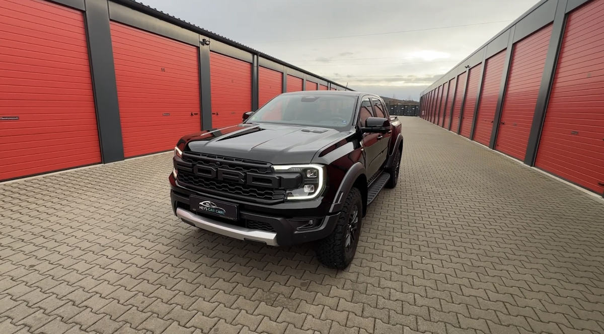 Ford Raptor mit GYEON-Keramikbeschichtung bei HCC in Mechernich